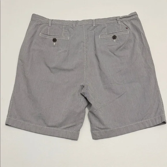 Tommy Hilfiger Light Gray Men's Flat Front‎ Shorts - Picture 3 of 7